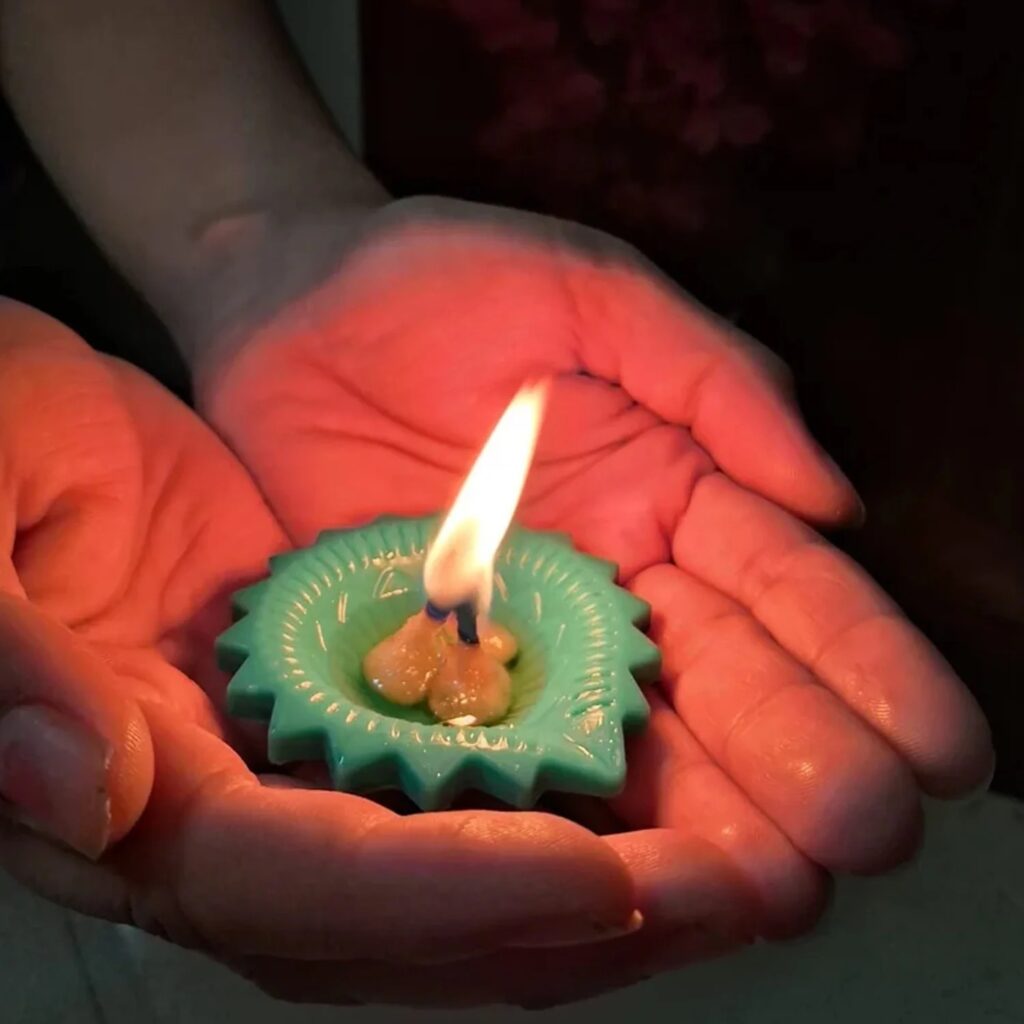 Colorful silicone diya set – 12 pieces for Diwali decoration