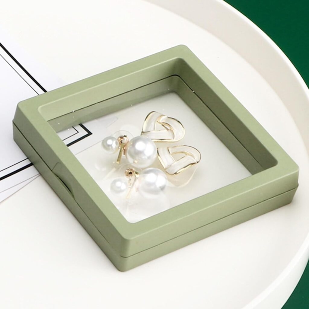 3D floating display frame for gift packaging and collectibles