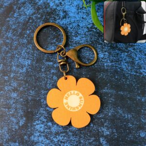 Flower-shaped keychain in assorted colors